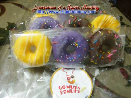 Go Nuts Donuts mini donuts